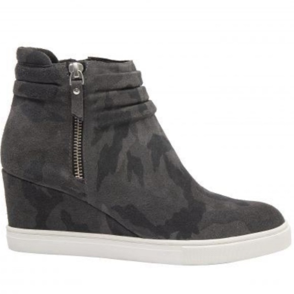 Linea Paolo FRIEDA wedge sneaker. New without tags/box. Size 8.5 - Picture 3 of 4